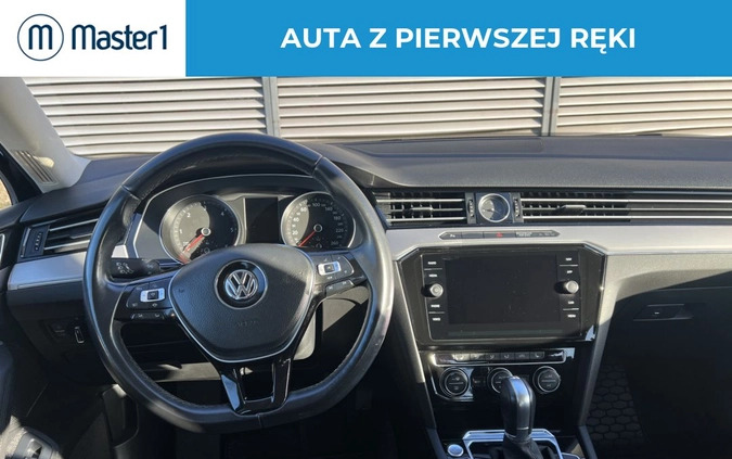 Volkswagen Passat cena 79850 przebieg: 126167, rok produkcji 2018 z Szamocin małe 191